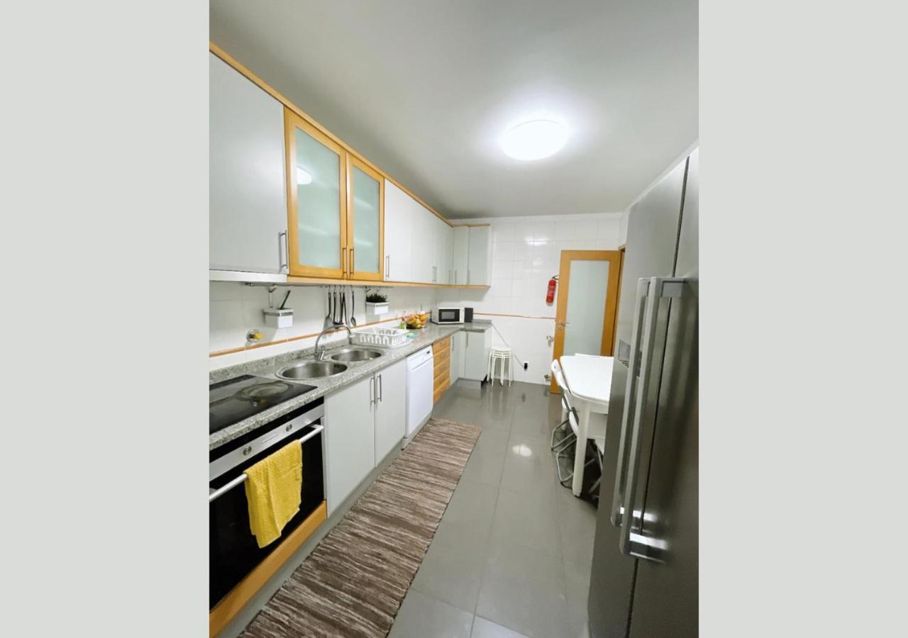 Espacoso T3 Com Terraco & Churrasqueira Campo  Dış mekan fotoğraf