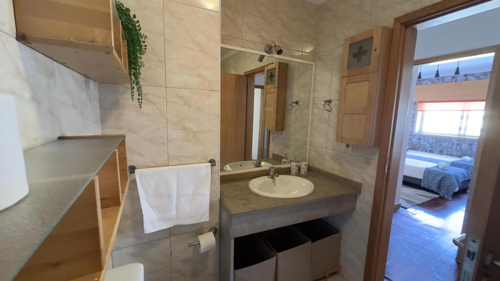Espacoso T3 Com Terraco & Churrasqueira Campo  Dış mekan fotoğraf