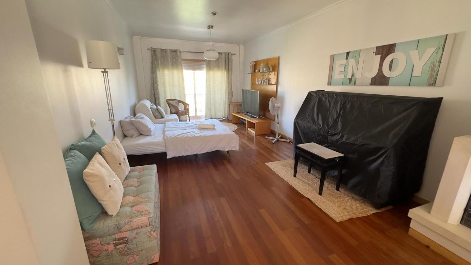 Espacoso T3 Com Terraco & Churrasqueira Campo  Dış mekan fotoğraf